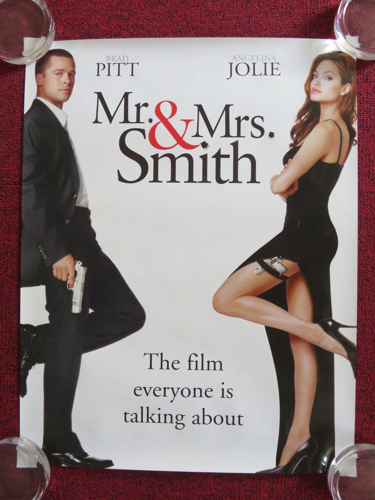 MR. & MRS. SMITH VHS VIDEO POSTER BRAD PITT ANGELINA JOLIE 2005 Rendezvous Cinema Movie posters