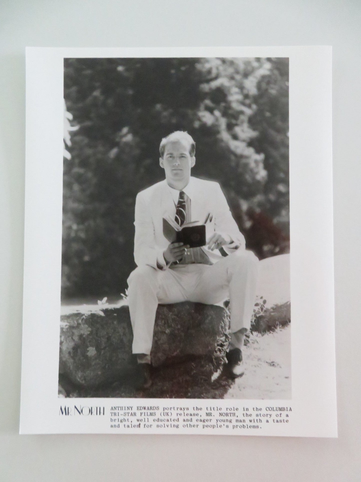 MR. NORTH MOVIE STILL PHOTO LOT OF 8 ROBERT MITCHUM ANJELICA HUSTON 1988 Movie posters