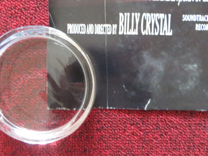 MR SATURDAY NIGHT UK QUAD ROLLED POSTER BILLY CRYSTAL HELEN HUNT 1992 Rendezvous Cinema Movie posters