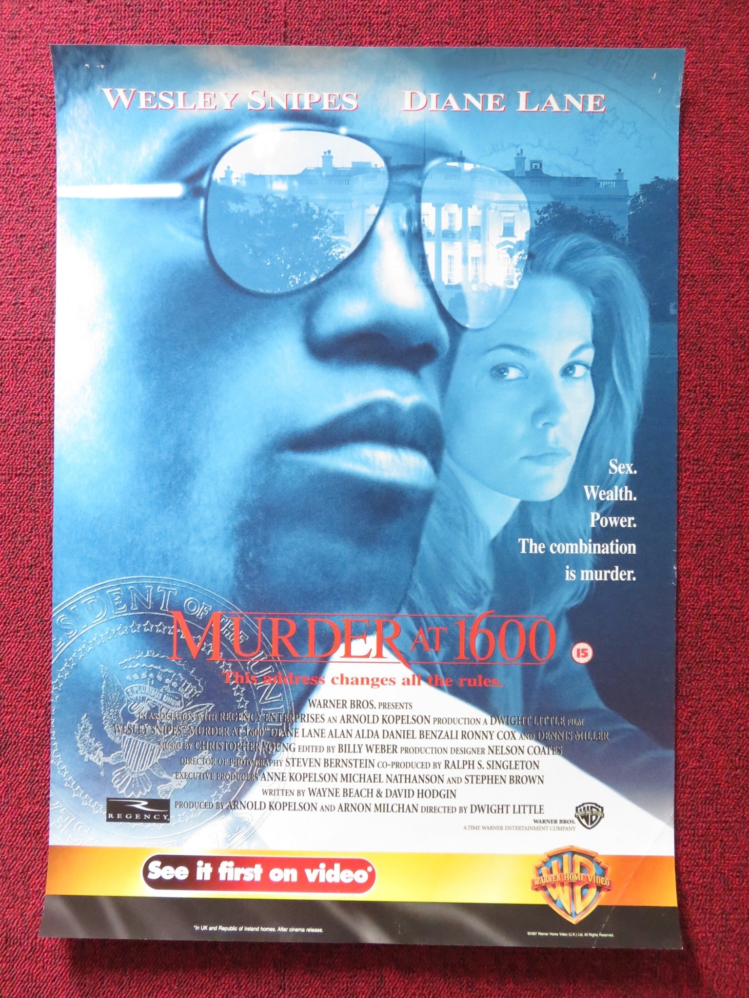 MURDER AT 1600 VHS VIDEO POSTER WESLEY SNIPES DIANE LANE 1997 Rendezvous Cinema Movie posters