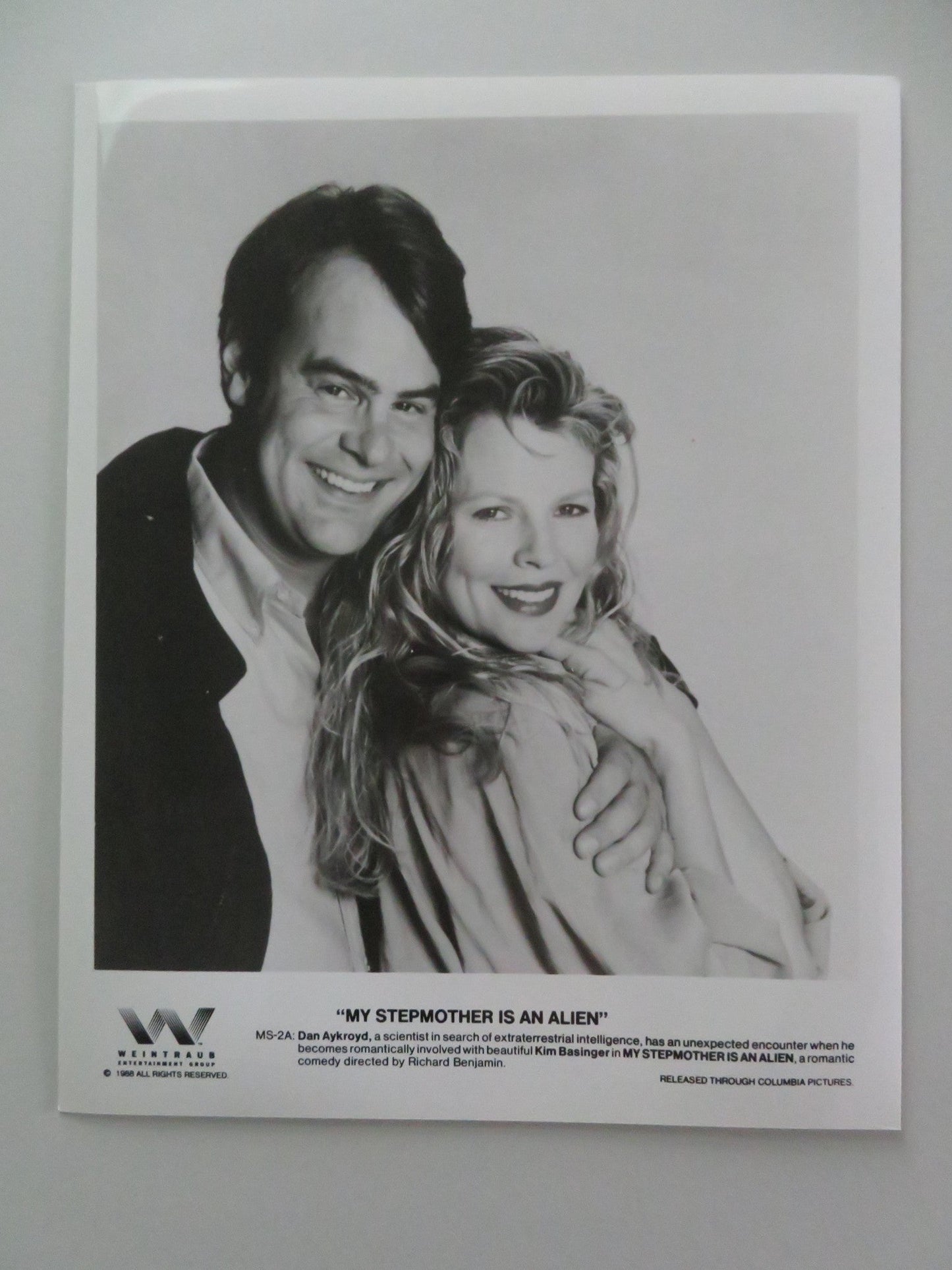 My Stepmother Is An Alien - B MOVIE STILL PHOTO LOT OF 6 DAN AKYROYD 1988 Movie posters