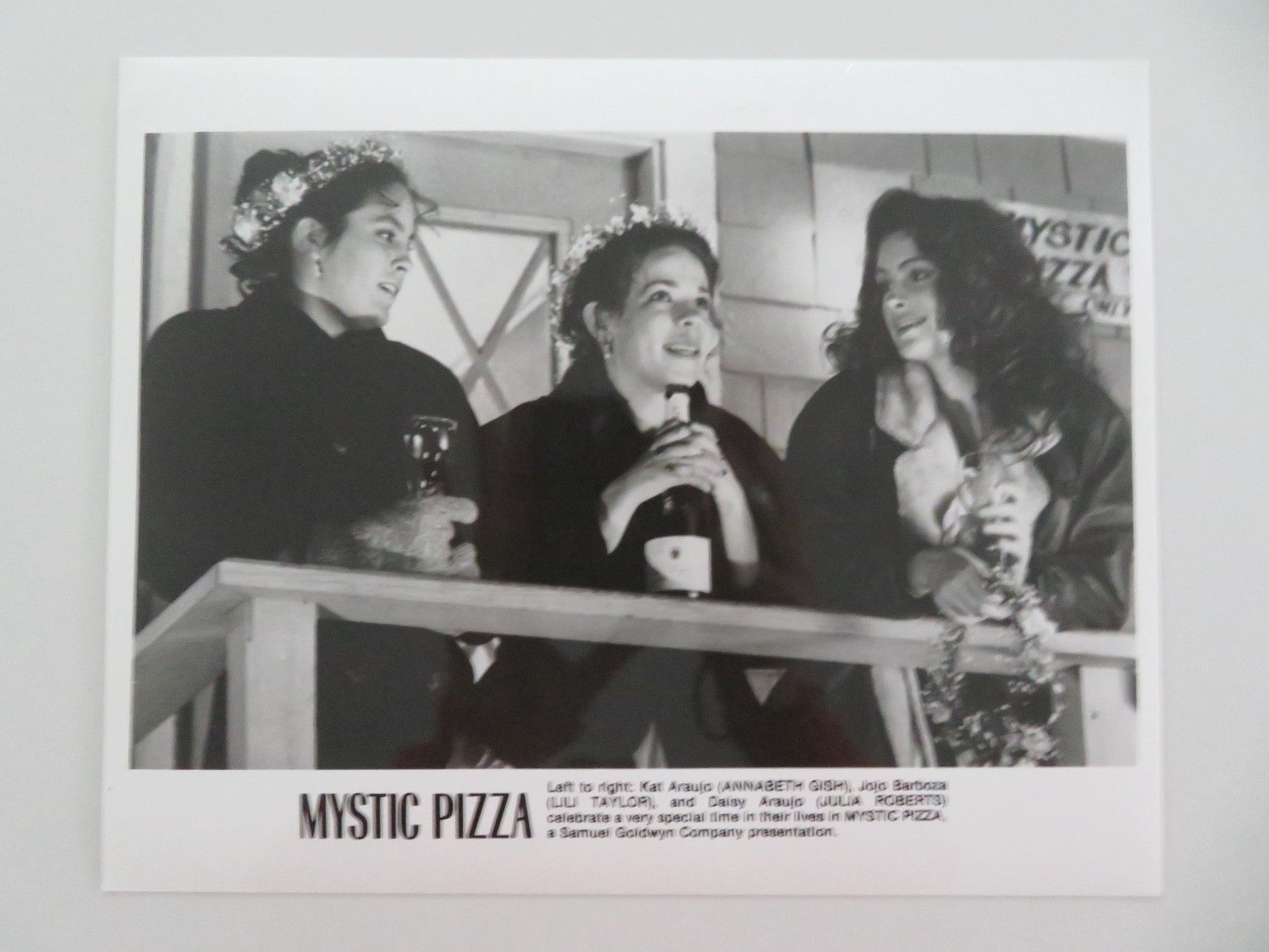MYSTIC PIZZA MOVIE STILL PHOTO LOT OF 9 JULIA ROBERTS LILI TAYLOR 1988 Movie posters