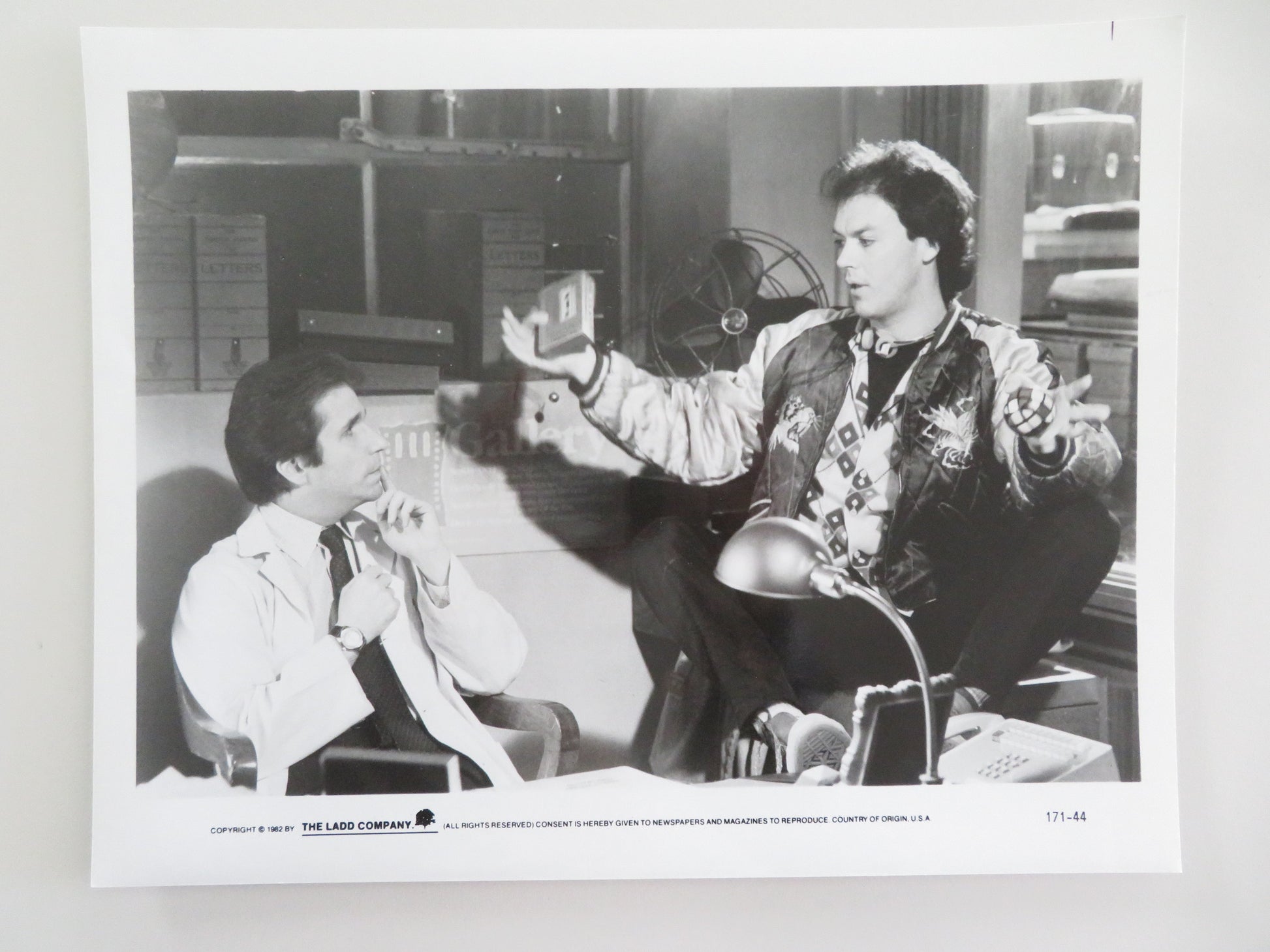 Night Shift - A Movie Still Photo Lot Of 7 Henry Winkler Michael Keaton 1982 Movie posters
