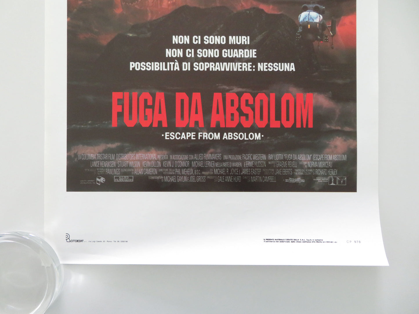 No Escape Italian Locandina Poster Ray Liotta Kevin Dillon 1994 Movie posters