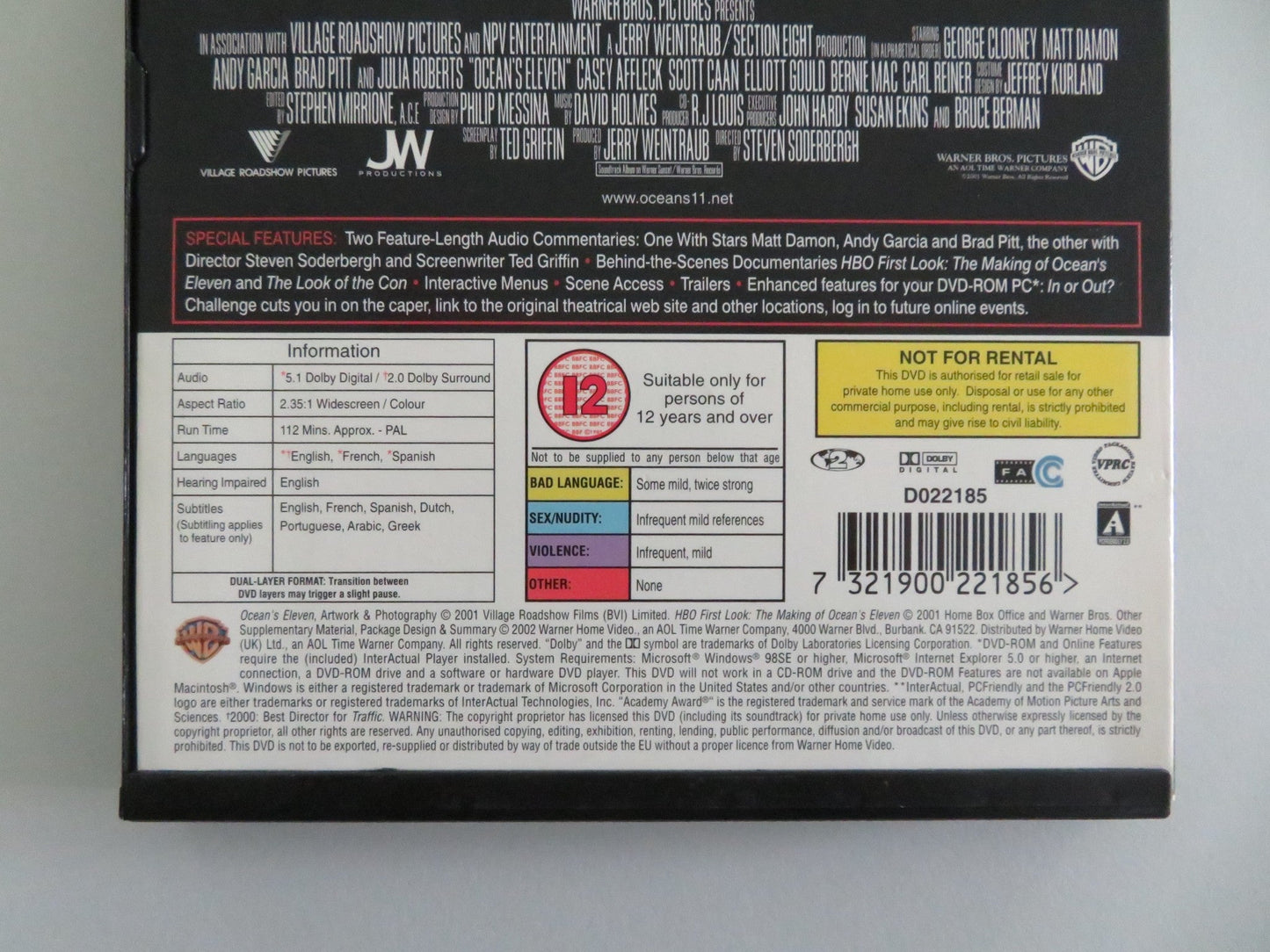 Ocean's Eleven - B (DVD) George Clooney Brad Pitt Matt Damon 2001 Region 2 Movie posters