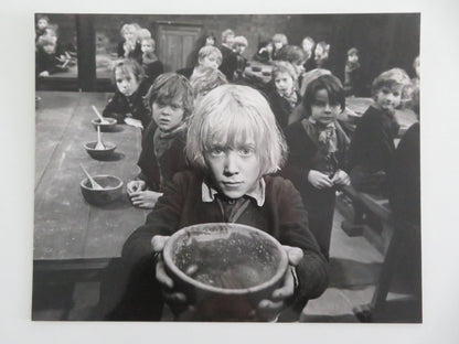 OLIVER TWIST MOVIE STILL PHOTO LOT OF 5 TIM CURRY GEORGE C. SCOTT 1982 Movie posters