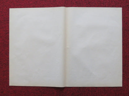 ONE ARMED SWORDSWOMAN - B ITALIAN FOTOBUSTA POSTER CHING - CHING CHANG 1973 Rendezvous Cinema Movie posters