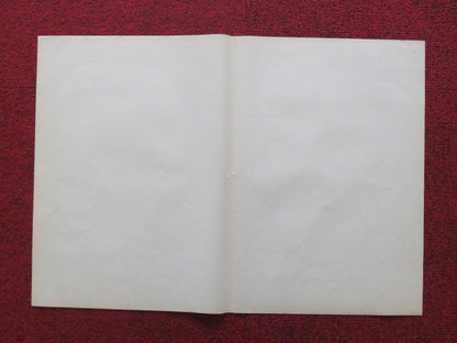 ONE ARMED SWORDSWOMAN - H ITALIAN FOTOBUSTA POSTER CHING - CHING CHANG 1973 Rendezvous Cinema Movie posters