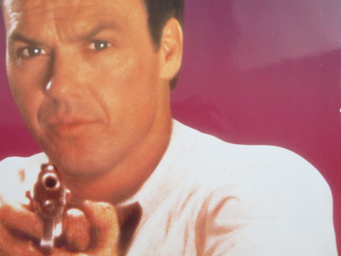 ONE GOOD COP VHS VIDEO POSTER ROLLED MICHAEL KEATON RENE RUSSO 1991 Rendezvous Cinema Movie posters