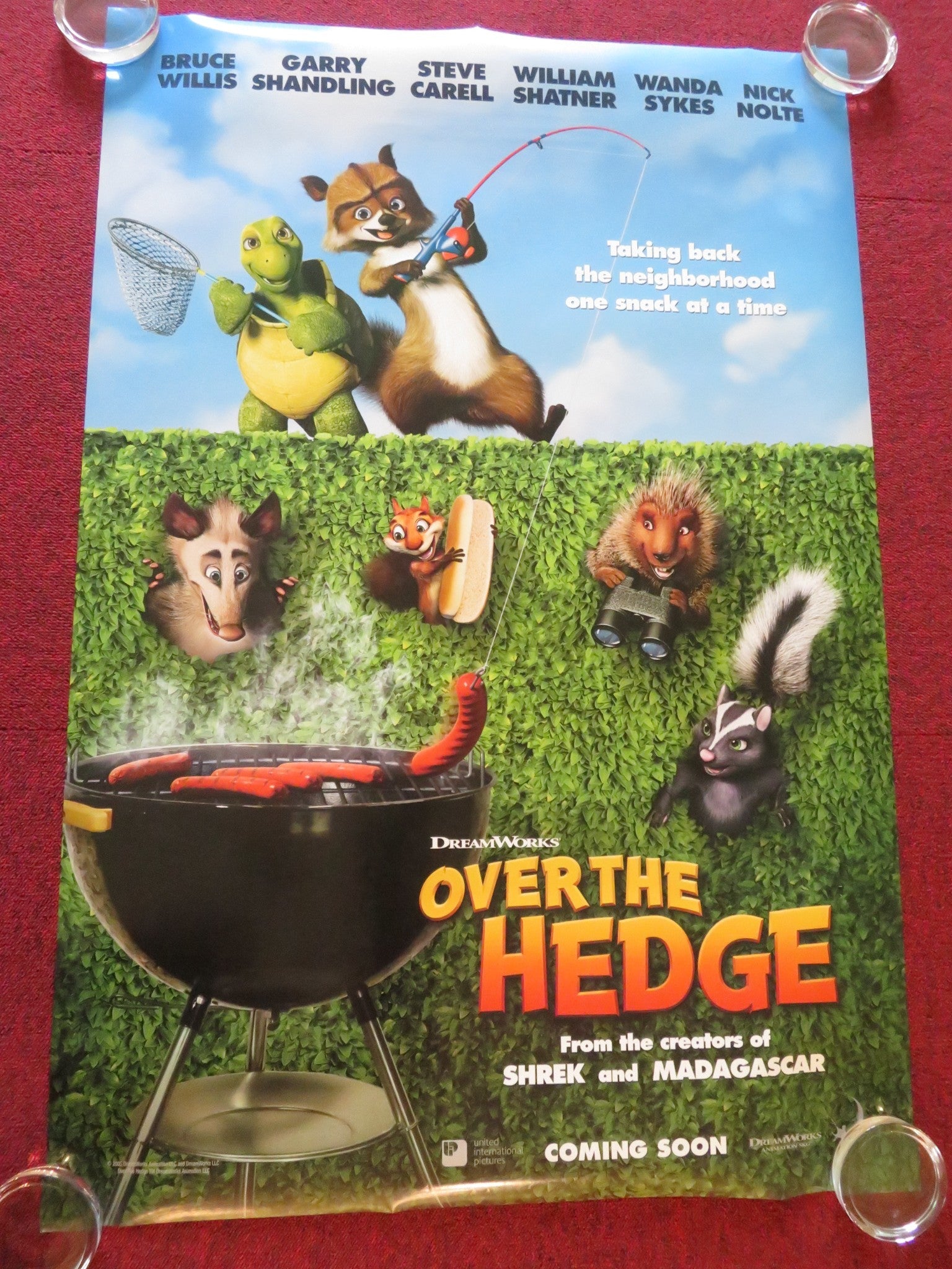 OVER THE HEDGE - B US ONE SHEET ROLLED POSTER BRUCE WILLIS STEVE CARELL 2006 Rendezvous Cinema Movie posters
