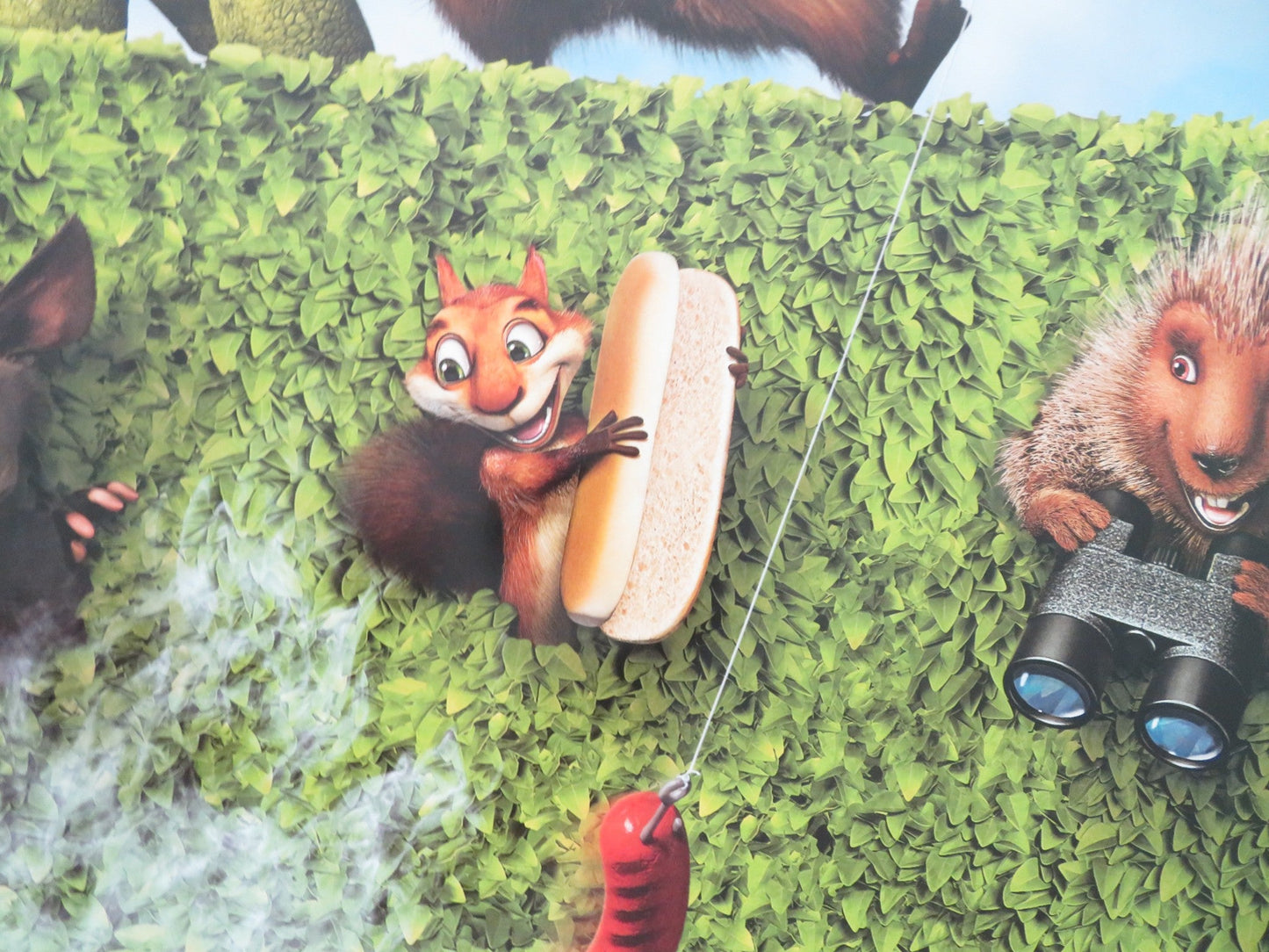 Over The Hedge - B US One Sheet Rolled Poster Bruce Willis Steve Carell 2006 Movie posters