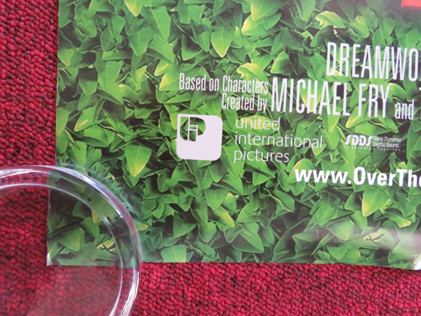 OVER THE HEDGE - C US ONE SHEET ROLLED POSTER BRUCE WILLIS STEVE CARELL 2006 Rendezvous Cinema Movie posters