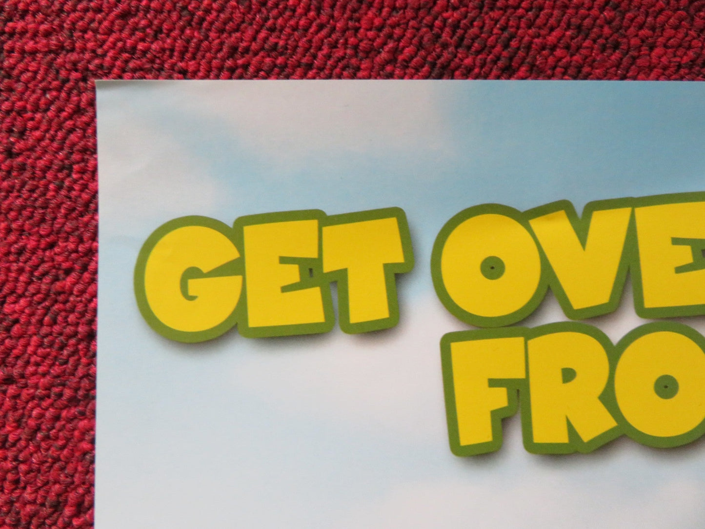 OVER THE HEDGE DVD POSTER BRUCE WILLIS STEVE CARELL 2006 Rendezvous Cinema Movie posters