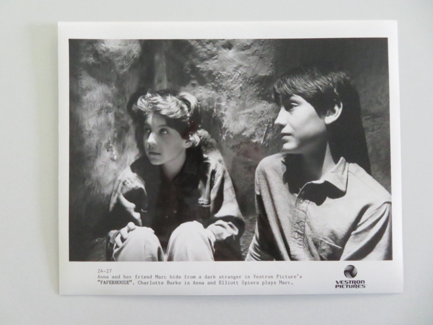 PAPERHOUSE - A MOVIE STILL PHOTO LOT OF 6 CHARLOTTE BURKE ELLIOTT SPIERS 1988 Movie posters