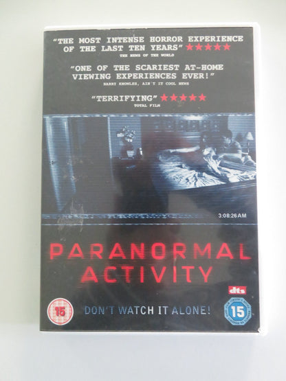 PARANORMAL ACTIVITY (DVD) KATIE FEATHERSTON MICAH SLOAT 2007 REGION 2 Movie posters