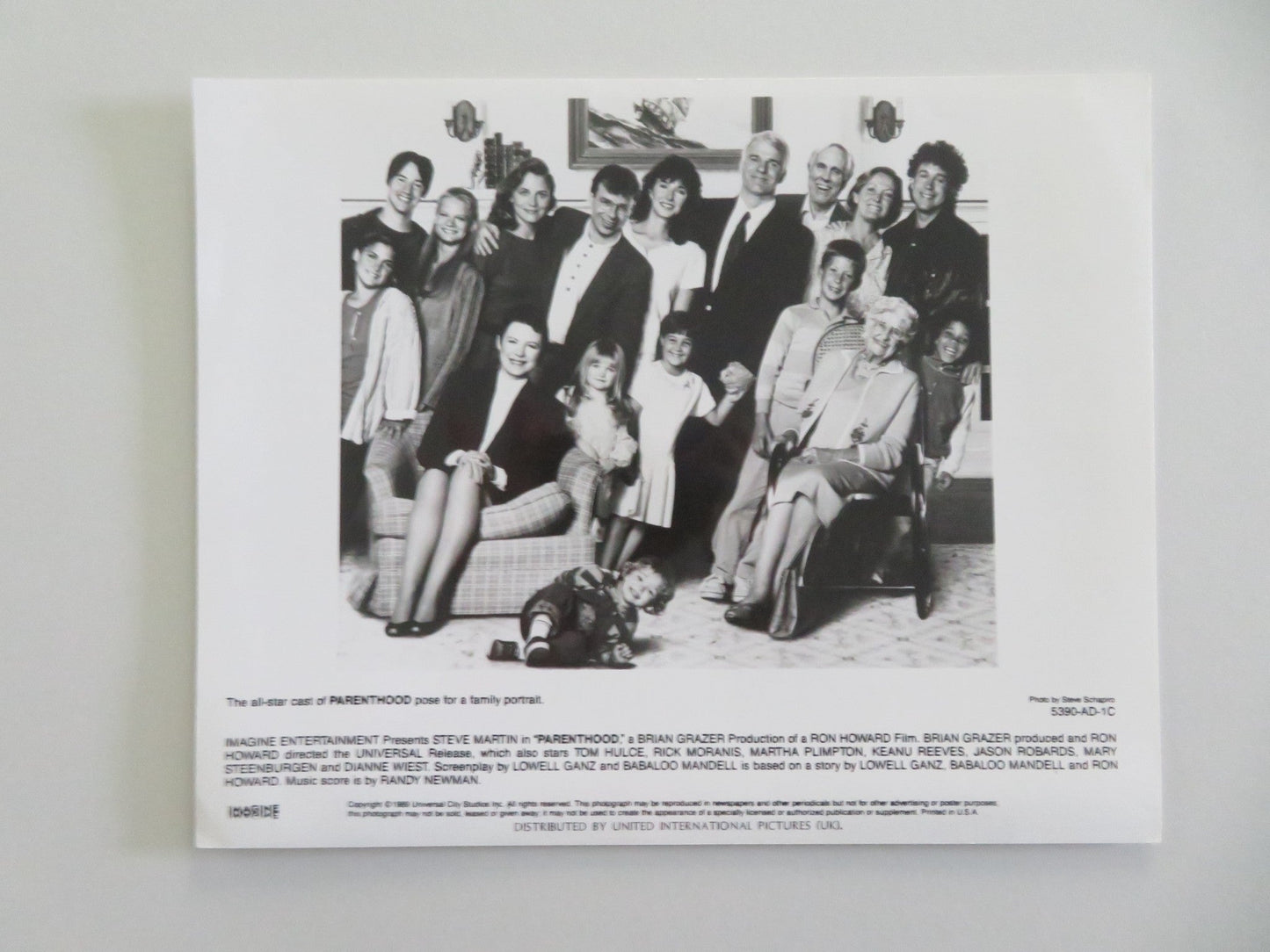 PARENTHOOD - A MOVIE STILL PHOTO LOT OF 2 STEVE MARTIN TOM HULCE 1989 Movie posters