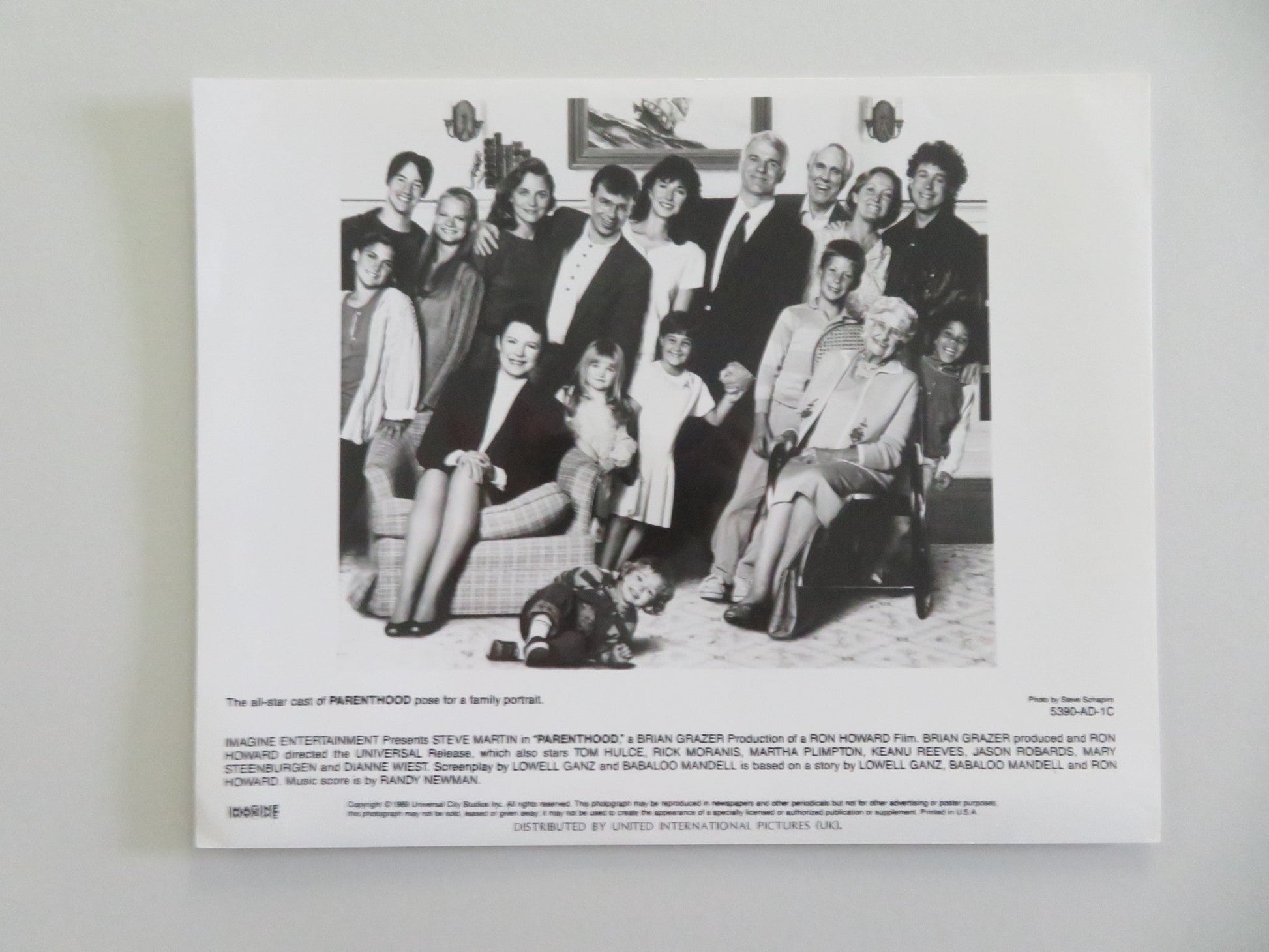 PARENTHOOD - A MOVIE STILL PHOTO LOT OF 2 STEVE MARTIN TOM HULCE 1989 Movie posters