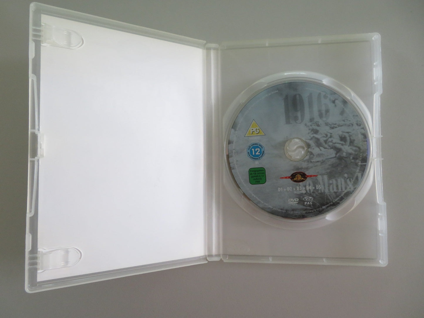 PATHS OF GLORY (DVD) KIRK DOUGLAS RALPH MEEKER 1957 REGION 2 Movie posters