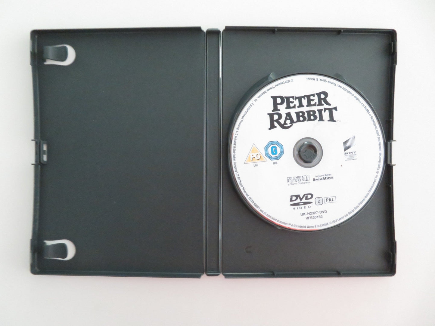 PETER RABBIT (DVD) JAMES CORDON DOMHNALL GLEESON 2018 REGION 2 - Rendezvous Cinema