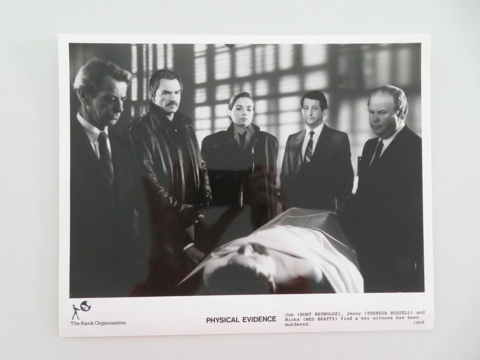 PHYSICAL EVIDENCE MOVIE STILL PHOTO LOT OF 7 BURT REYNOLDS THERESA RUSSELL 1989 Movie posters