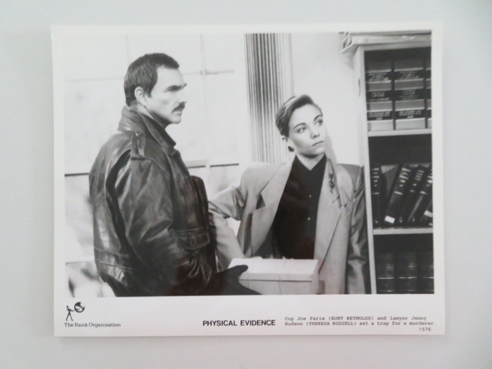 PHYSICAL EVIDENCE MOVIE STILL PHOTO LOT OF 7 BURT REYNOLDS THERESA RUSSELL 1989 Movie posters