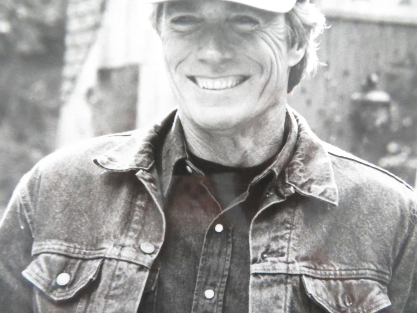 PINK CADILLAC MOVIE STILL PHOTO CLINT EASTWOOD BERNADETTE PETERS 1989 Movie posters