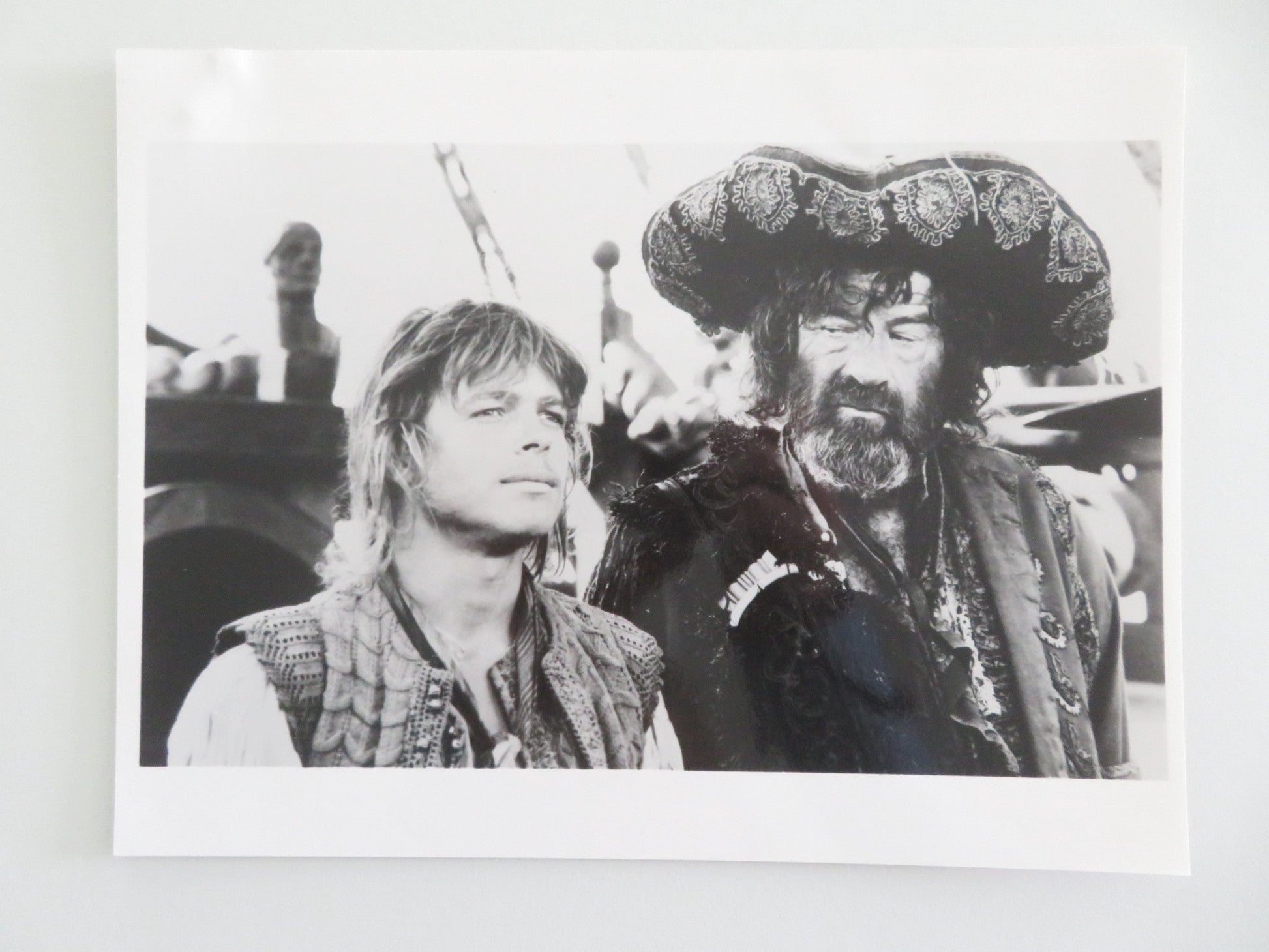 Pirates - B Movie Still Photo Lot Of 4 Walter Matthau Cris Campion 1986 Movie posters