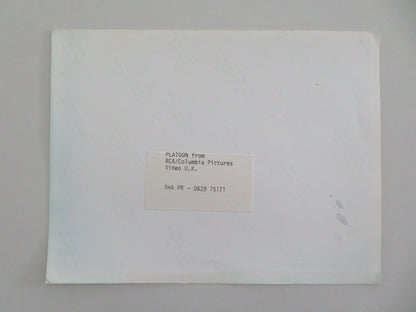 PLATOON MOVIE STILL PHOTO TOM BERENGER LI THI VAN 1986 Movie posters