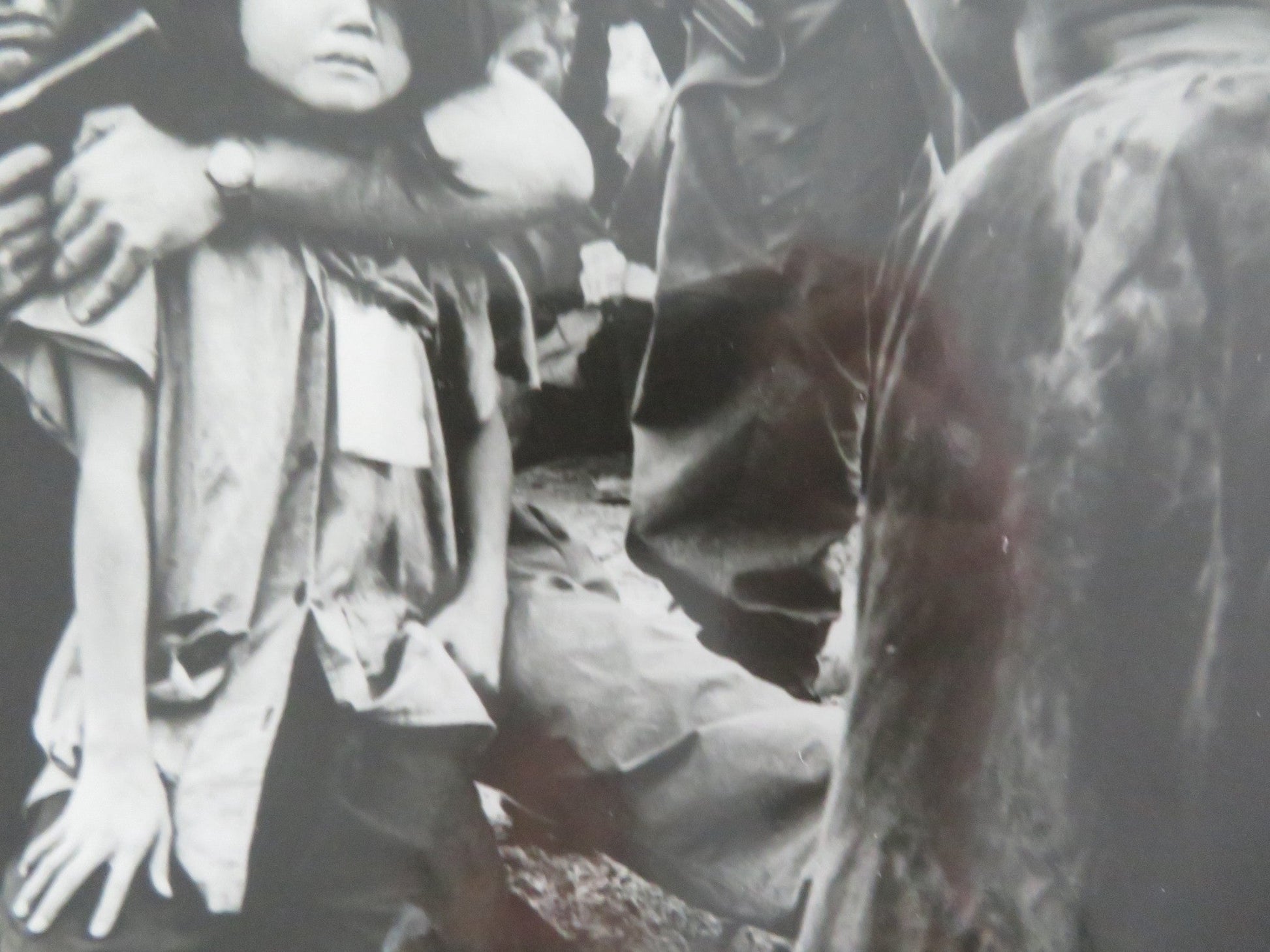 PLATOON MOVIE STILL PHOTO TOM BERENGER LI THI VAN 1986 Movie posters