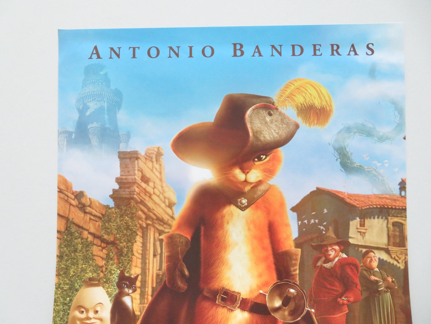 Puss In Boots ITALIAN LOCANDINA POSTER Antonio Banderas Salma Hayek 2011 Movie posters