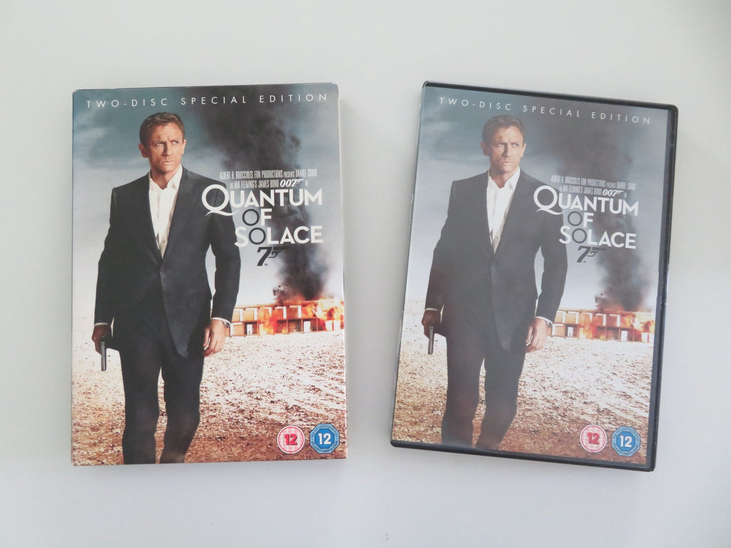 QUANTUM OF SOLACE - TWO DISC SPECIAL EDITION (DVD) DANIEL CRAIG 2008 REGION 2 Movie posters