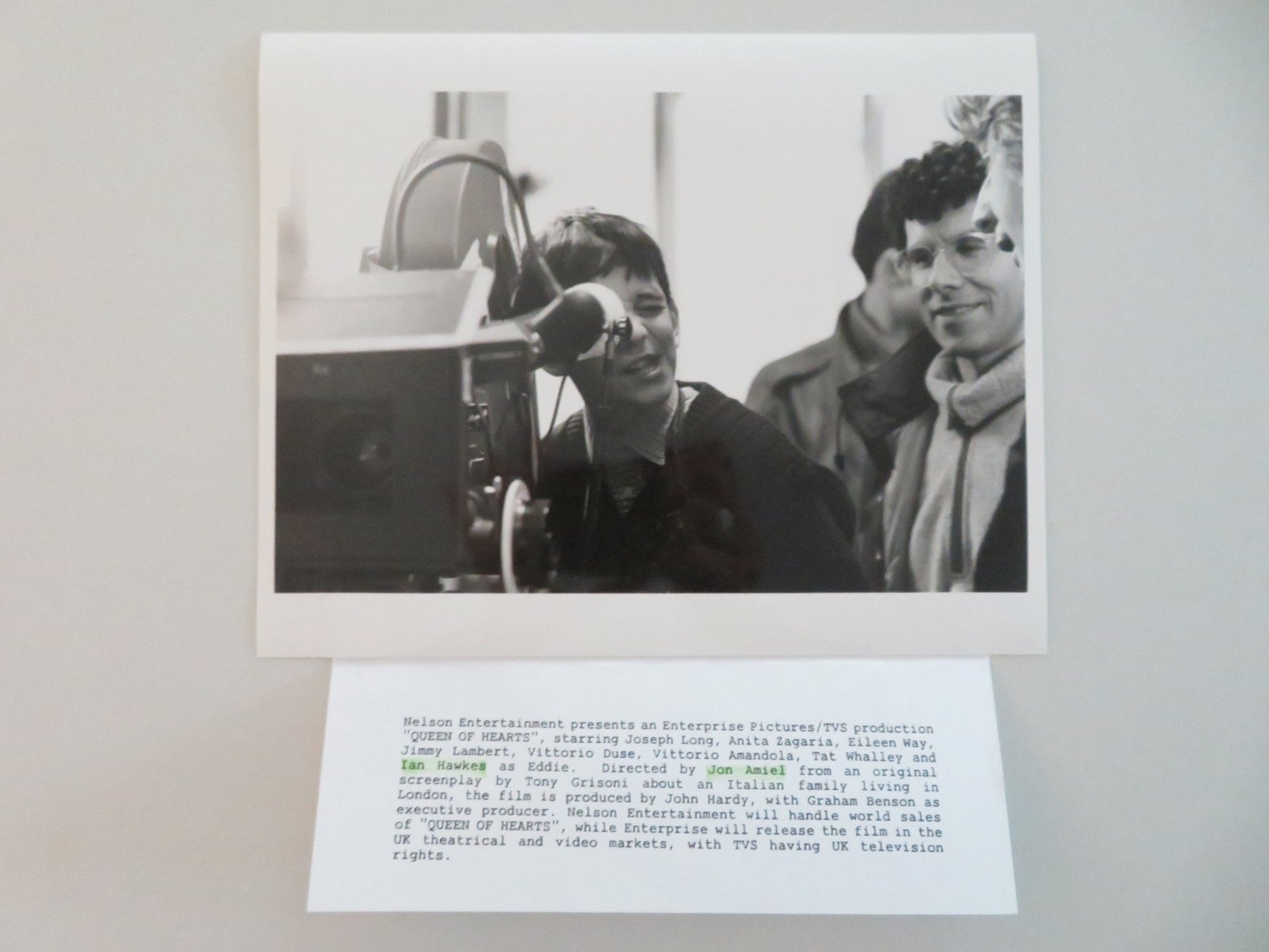 QUEEN OF HEARTS - A MOVIE STILL PHOTO LOT OF 9 VITTORIO DUSE JOSEPH LONG 1989 Movie posters