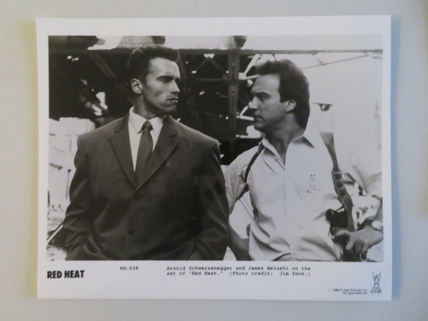RED HEAT MOVIE STILL PHOTO LOT OF 8 ARNOLD SCHWARZENEGGER JIM BELUSHI 1988 - Rendezvous Cinema
