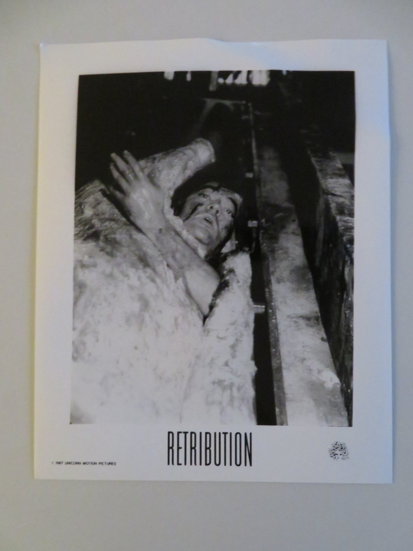 RETRIBUTION MOVIE STILL PHOTO LOT OF 3 DENNIS LIPSCOMB LESLIE WING 1987 - Rendezvous Cinema