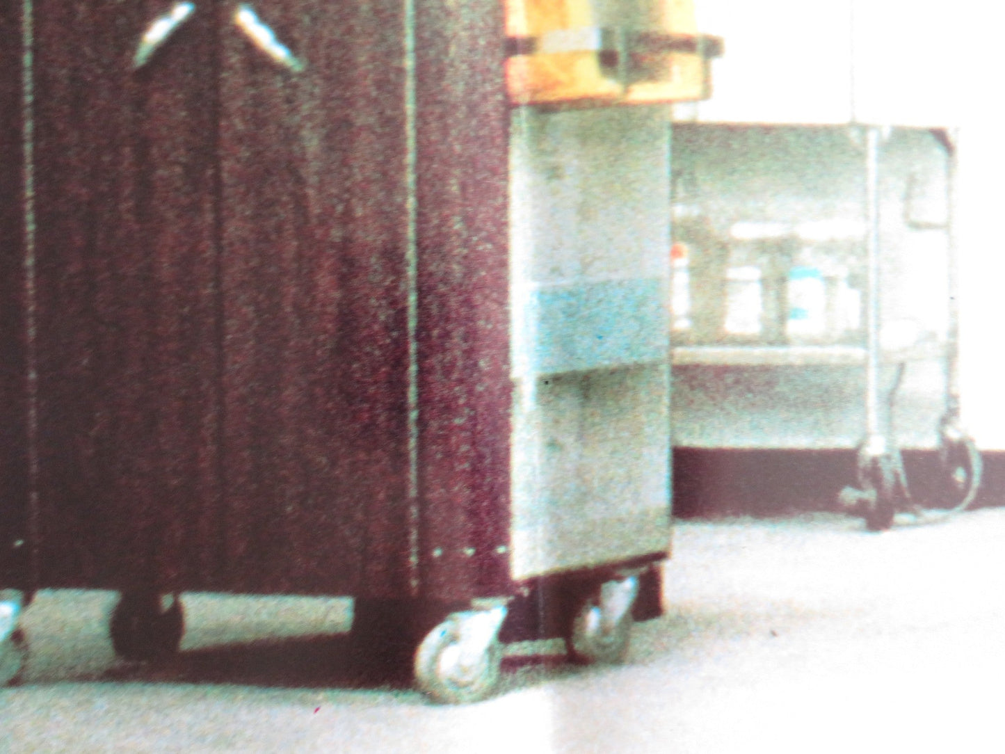 RETURN OF THE LIVING DEAD 2 - B ITALIAN FOTOBUSTA POSTER JAMES KAREN 1988 Rendezvous Cinema Movie posters