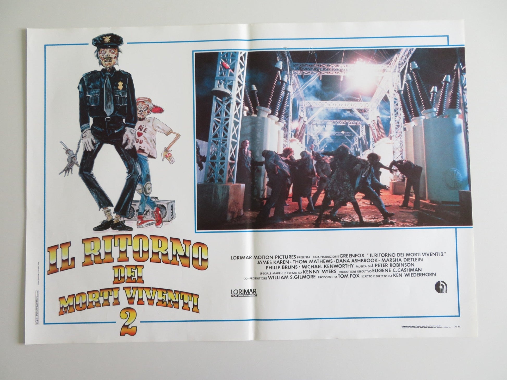 RETURN OF THE LIVING DEAD 2 - E ITALIAN FOTOBUSTA POSTER JAMES KAREN 1988 Rendezvous Cinema Movie posters