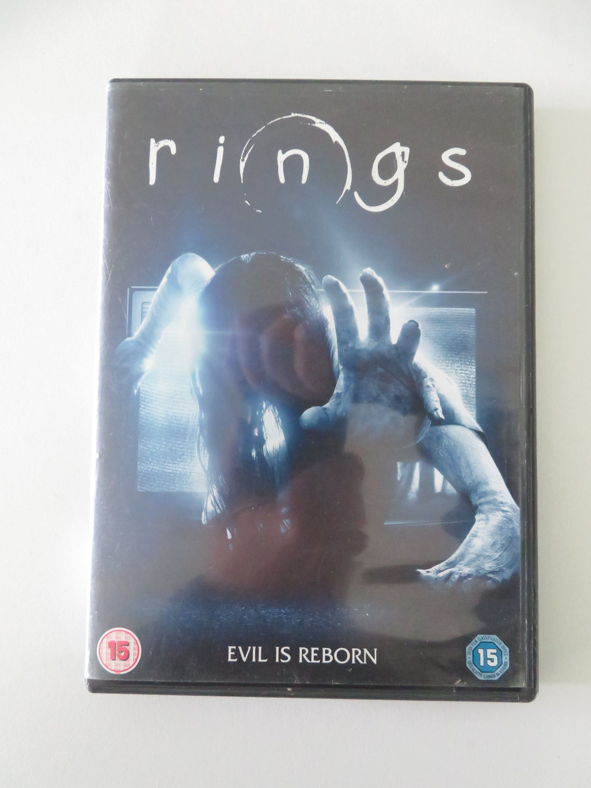 Rings (DVD) Matilda Lutz Alex Roe Johnny Galecki 2017 Region 2 Movie posters