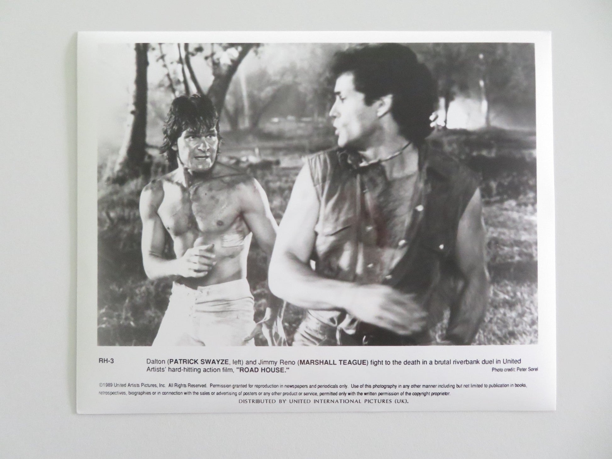 ROAD HOUSE - B MOVIE STILL PHOTO LOT OF 4 PATRICK SWAYZE KELLY LYNCH 1989 Movie posters