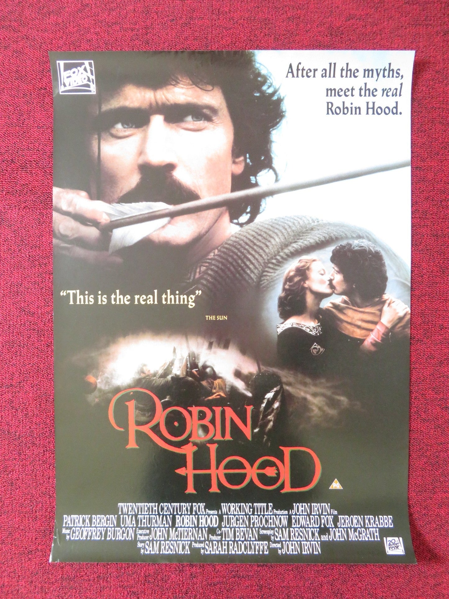 ROBIN HOOD VHS VIDEO POSTER PATRICK BERGIN UMA THURMAN 1991 Rendezvous Cinema Movie posters