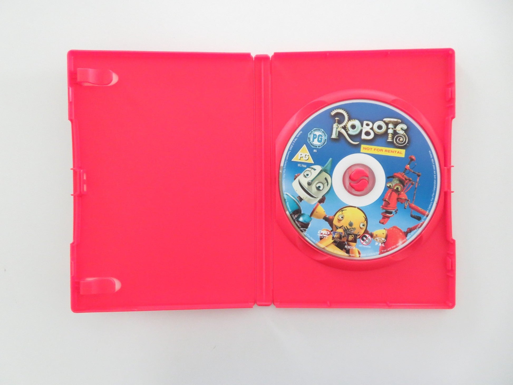 ROBOTS (DVD) PAULA ABDUL HALLE BERRY 2005 REGION 2 Movie posters
