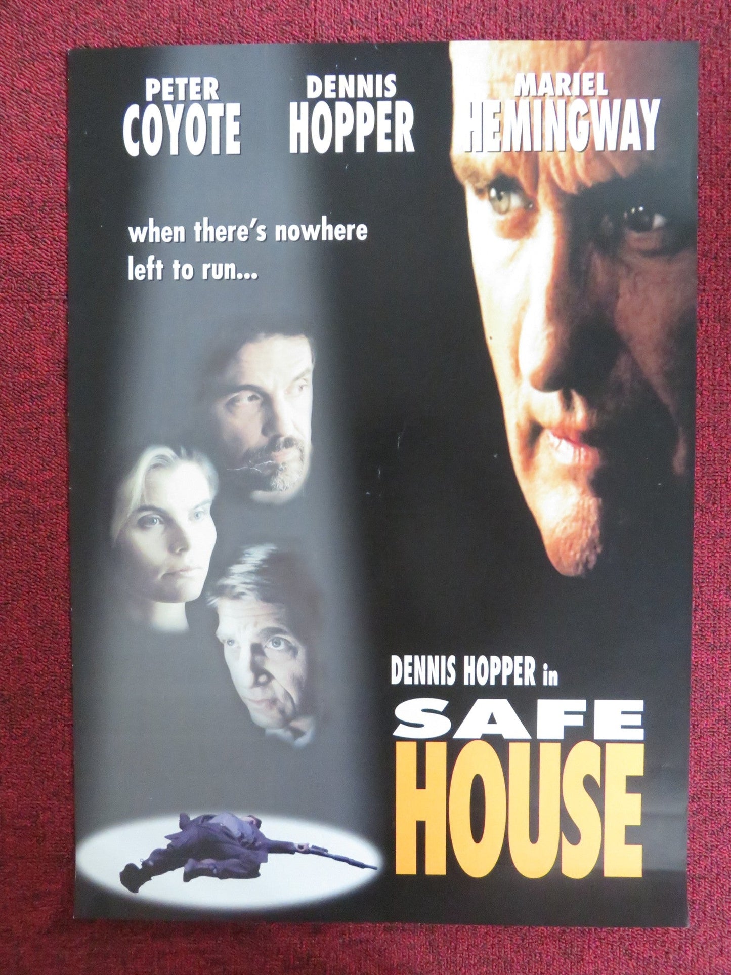 SAFE HOUSE / ROAD ENDS VHS VIDEO POSTER DENNIS HOPPER PETER COYOTE 1997 Rendezvous Cinema Movie posters