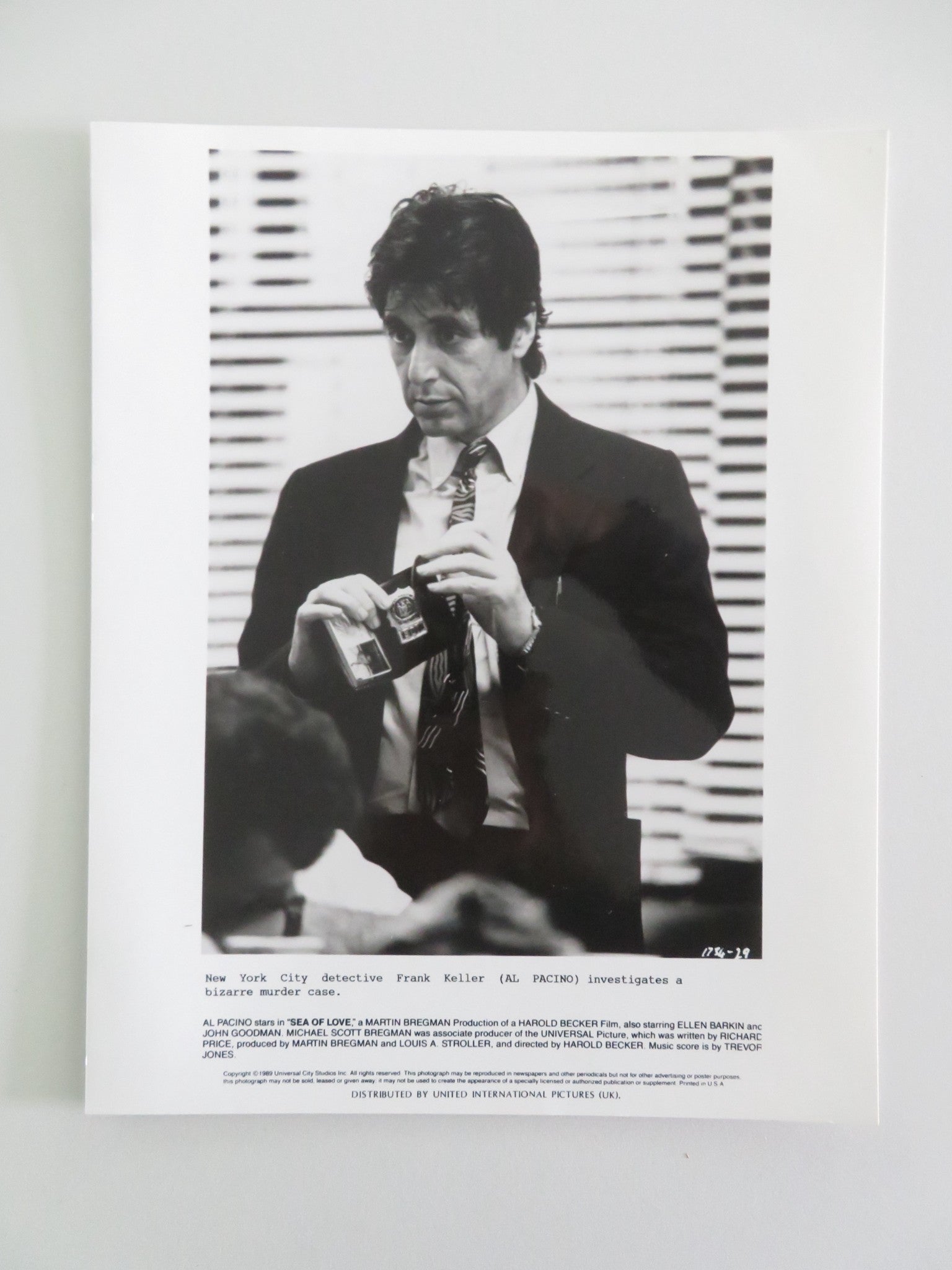 SEA OF LOVE - A MOVIE STILL PHOTO LOT OF 2 AL PACINO ELLEN BARKIN 1989 Movie posters