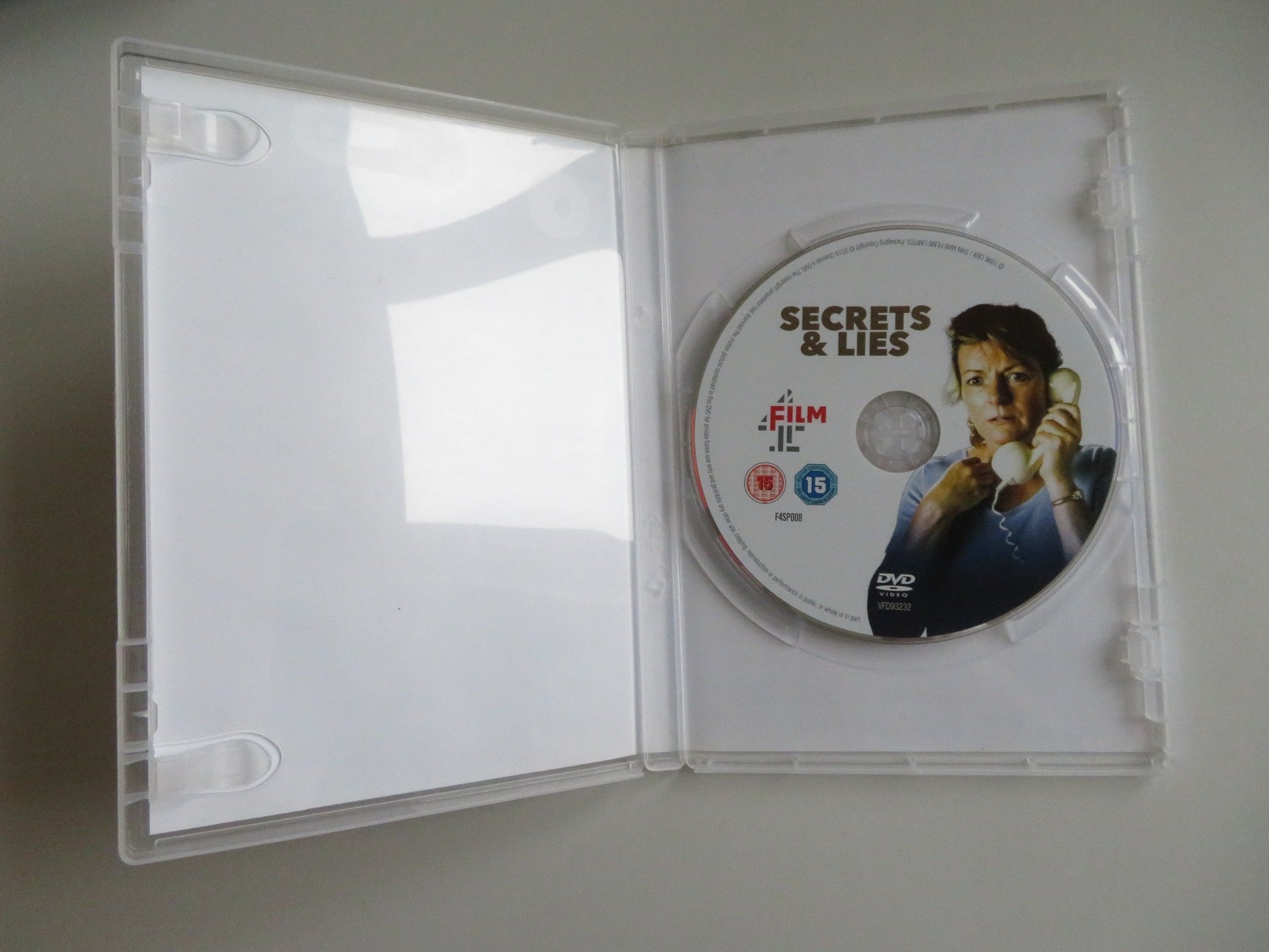SECRETS & LIES (DVD) BRENDA BLETHYN TIMOTHY SPALL 1996 REGION 2 Movie posters