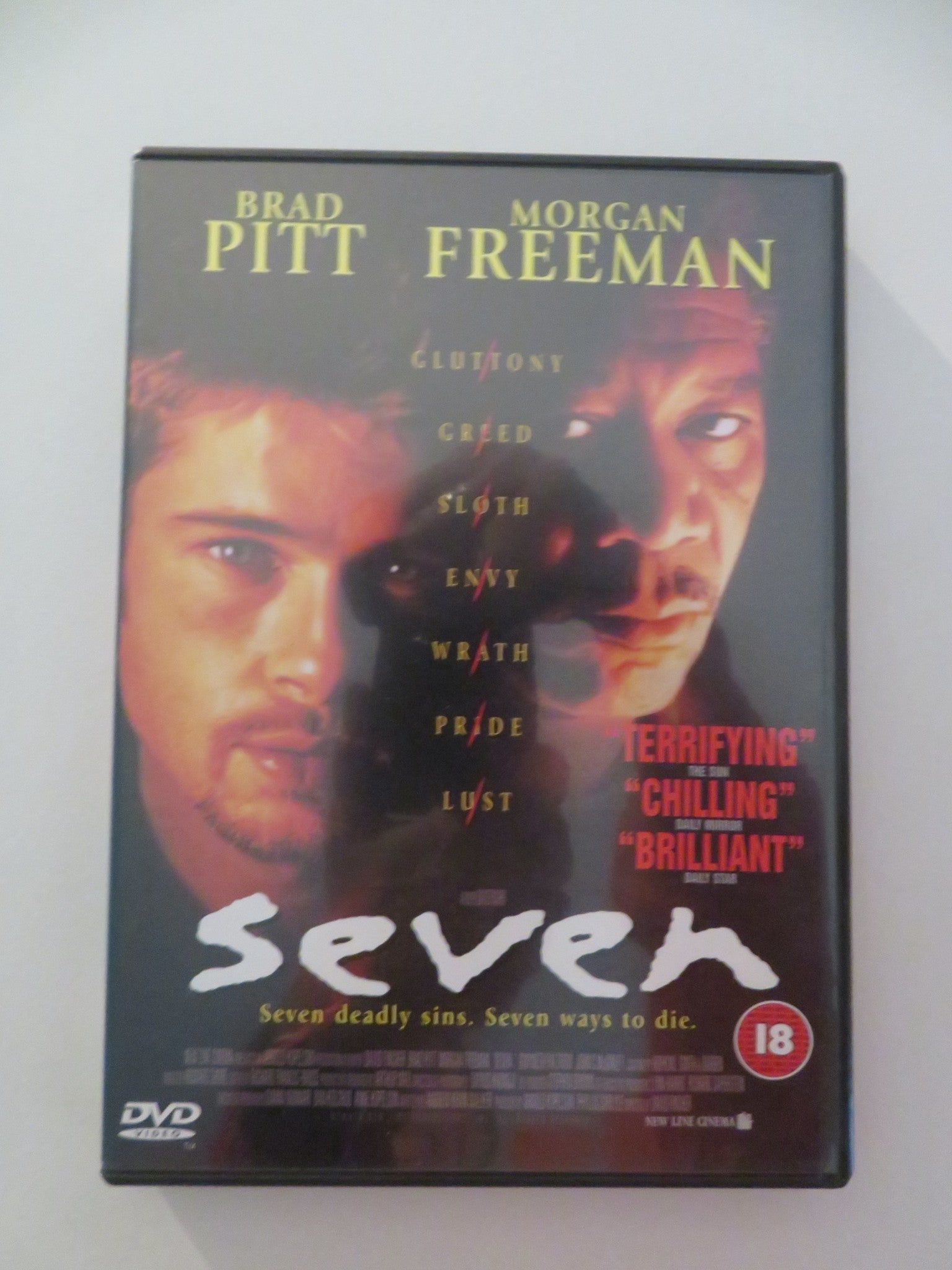 SEVEN (DVD) BRAD PITT MORGAN FREEMAN 1995 REGION 2 Movie posters