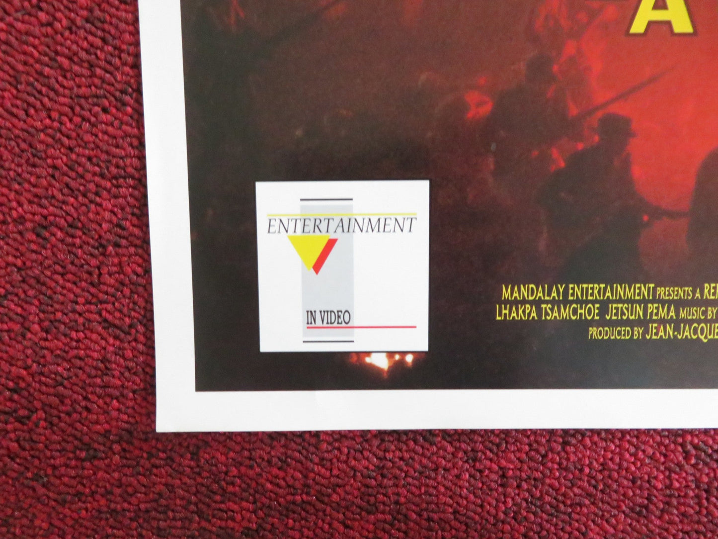 SEVEN YEARS IN TIBET VHS POSTER ROLLED BRAD PITT DAVID THEWLIS 1997 Rendezvous Cinema Movie posters