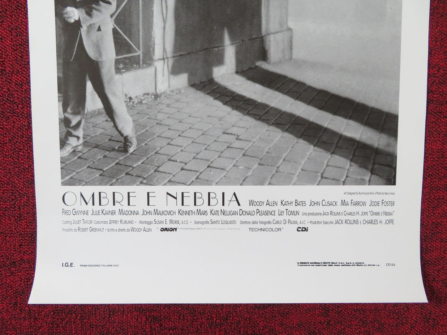 SHADOWS AND FOG ITALIAN LOCANDINA POSTER WOODY ALLEN KATHY BATES 1992 Rendezvous Cinema Movie posters