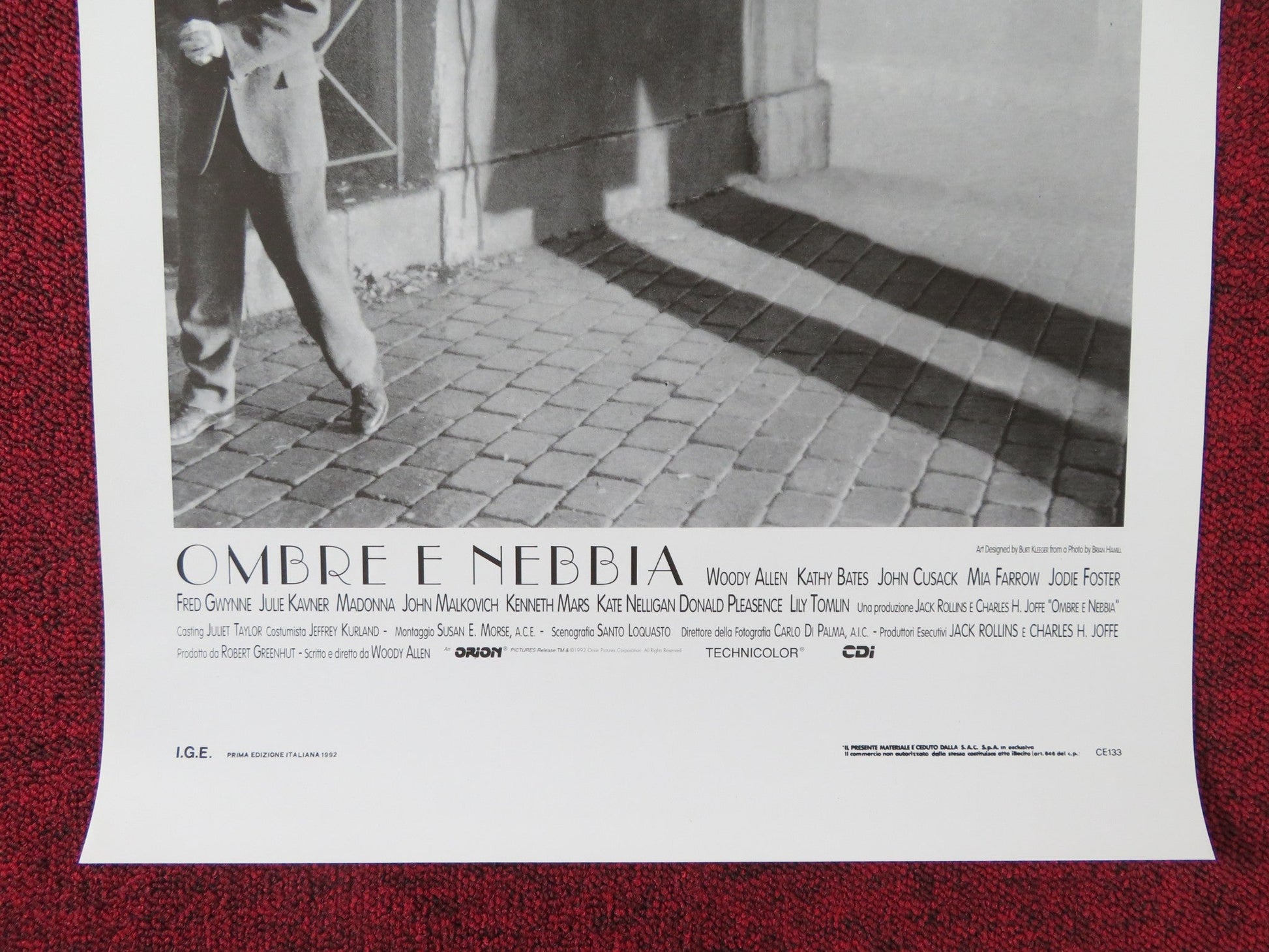 SHADOWS AND FOG ITALIAN LOCANDINA POSTER WOODY ALLEN KATHY BATES 1992 Rendezvous Cinema Movie posters