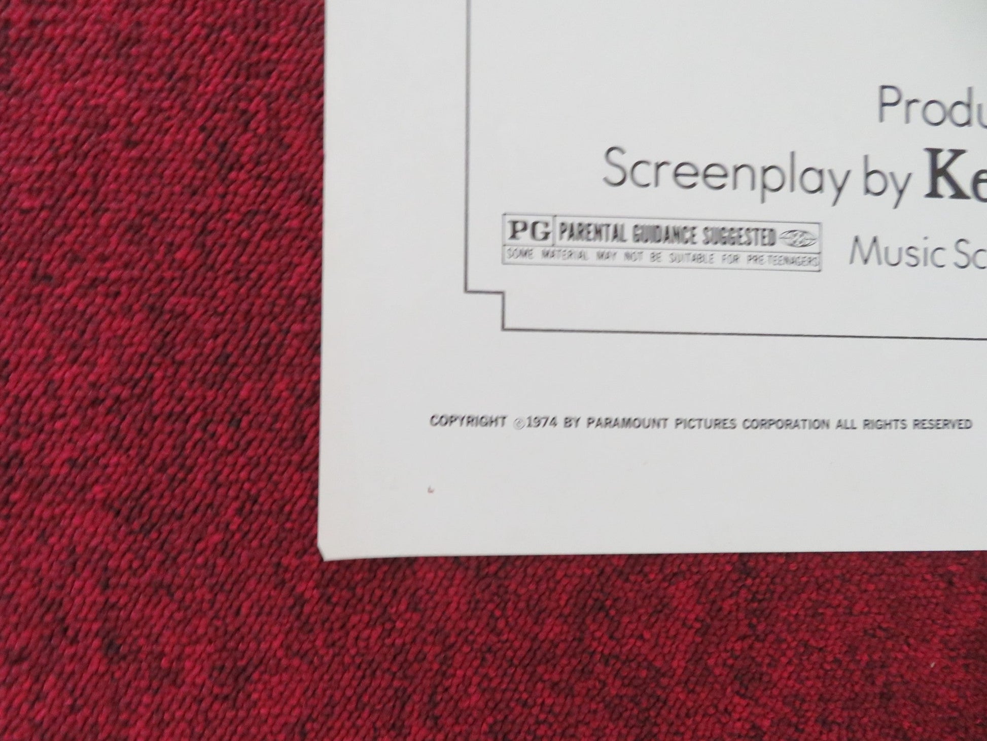 SHEILA LEVINE IS DEAD AND LIVING IN NEW YORK FOLDED US ONE SHEET POSTER 1975 Movie posters