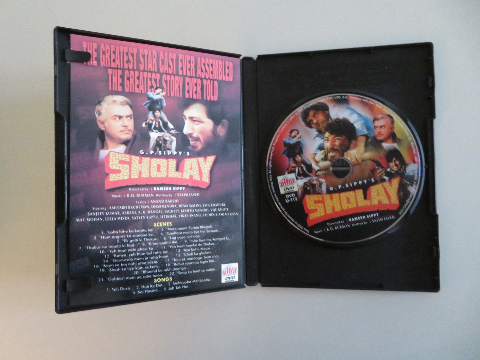 SHOLAY (DVD) SANJEEV KUMAR DHARMENDRA AMITABH BACHCHAN 1975 Movie posters