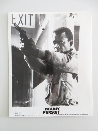 SHOOT TO KILL MOVIE STILL PHOTO LOT OF 8 SIDNEY POITIER TOM BERENGER 1988 Movie posters